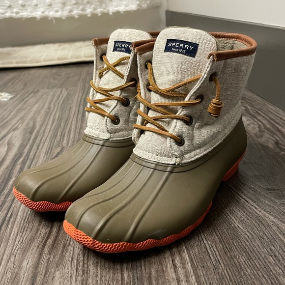 Sperry Shoes - Sperry duck boots, women’s size 8
